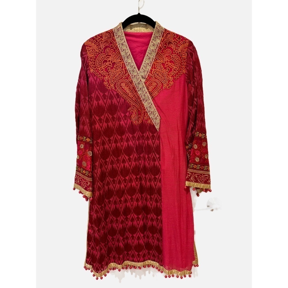 Vibrant 3 piece Pakistani colorful suit.